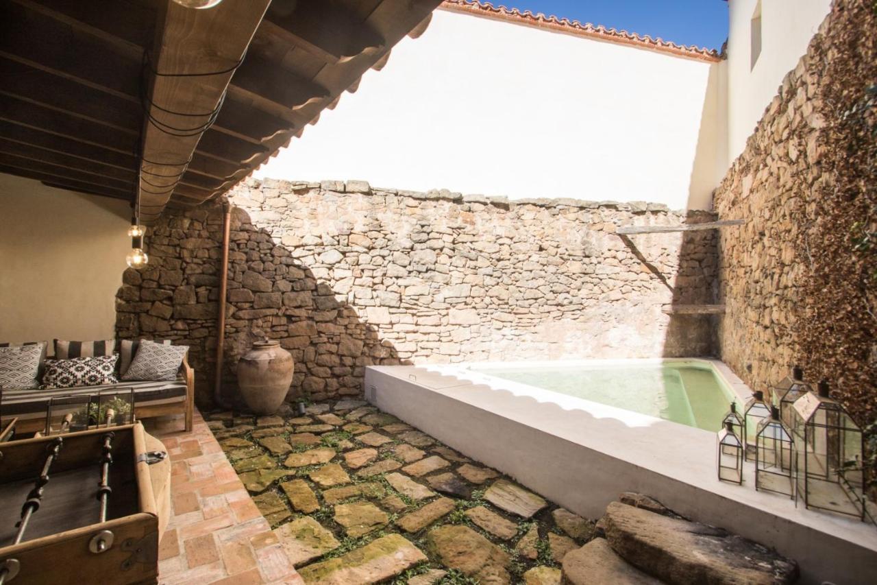 Mora De Rubielos Con Piscina Exterior photo
